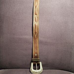 Silver Creek Collection Brown Leather Belt w/ Silver Engraved Western Buckle